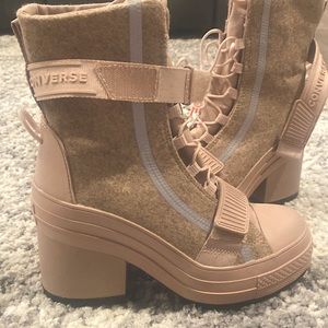 Converse NEVER WORN NO TAGS